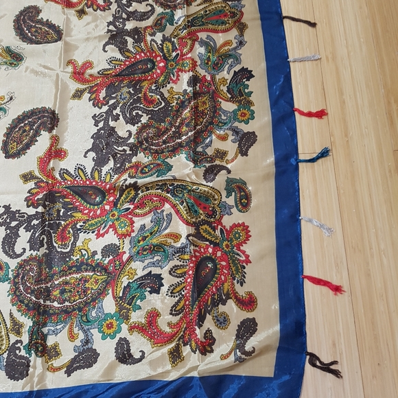 SCARF 😉2 FOR $20 - Picture 4 of 11